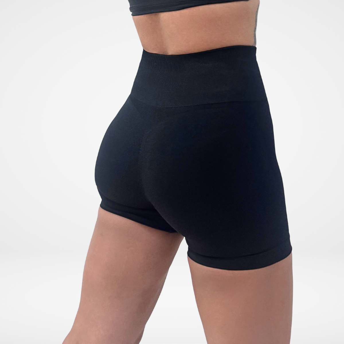 CoreFIT Seamless Shorts in Black