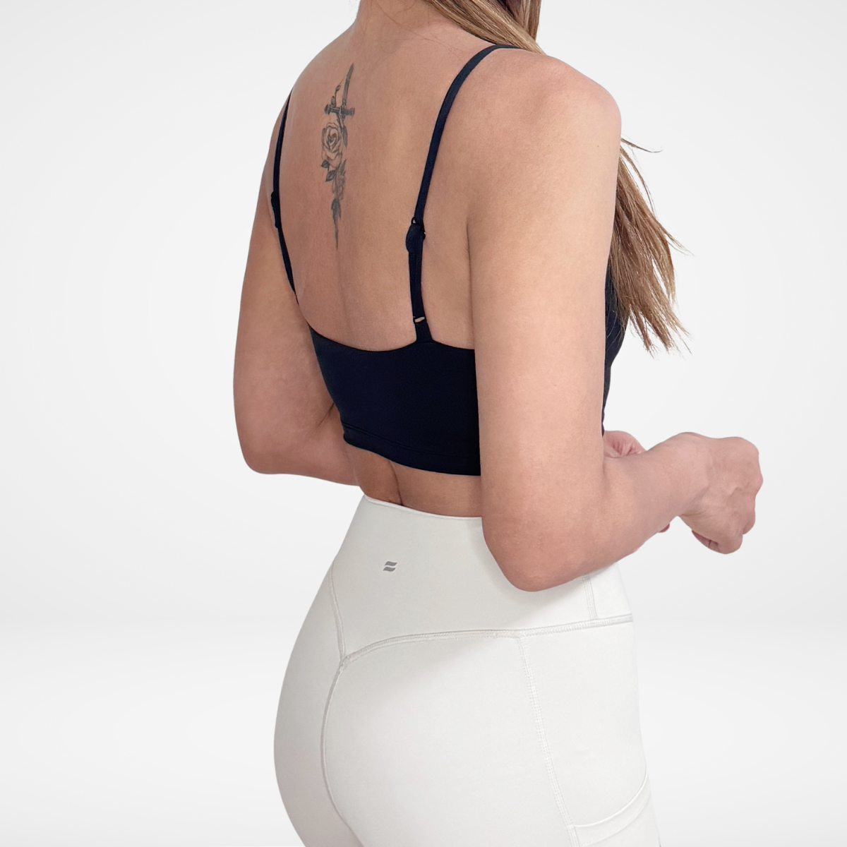 EaseMode Essence Crop Sports Bra in Black