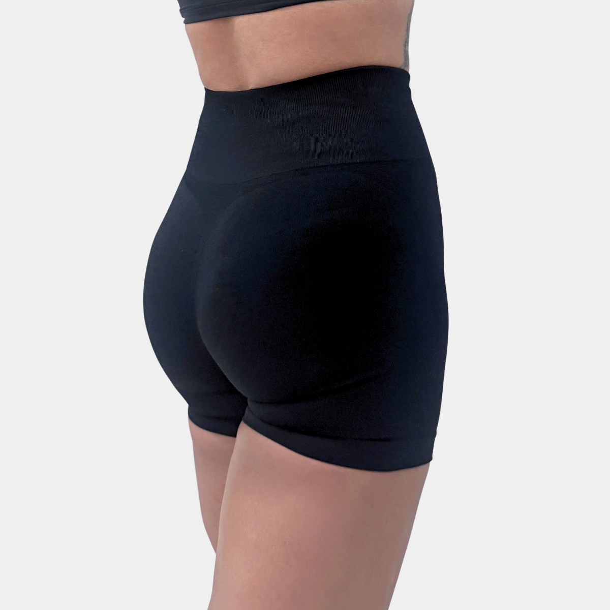 CoreFIT Seamless Shorts in Black