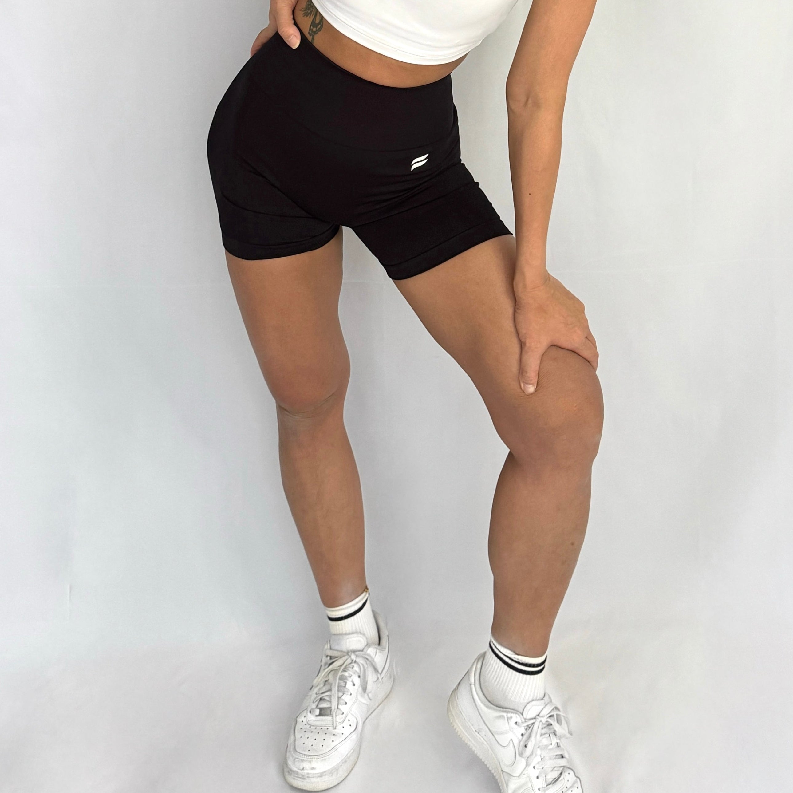 CoreFIT Seamless Shorts in Black