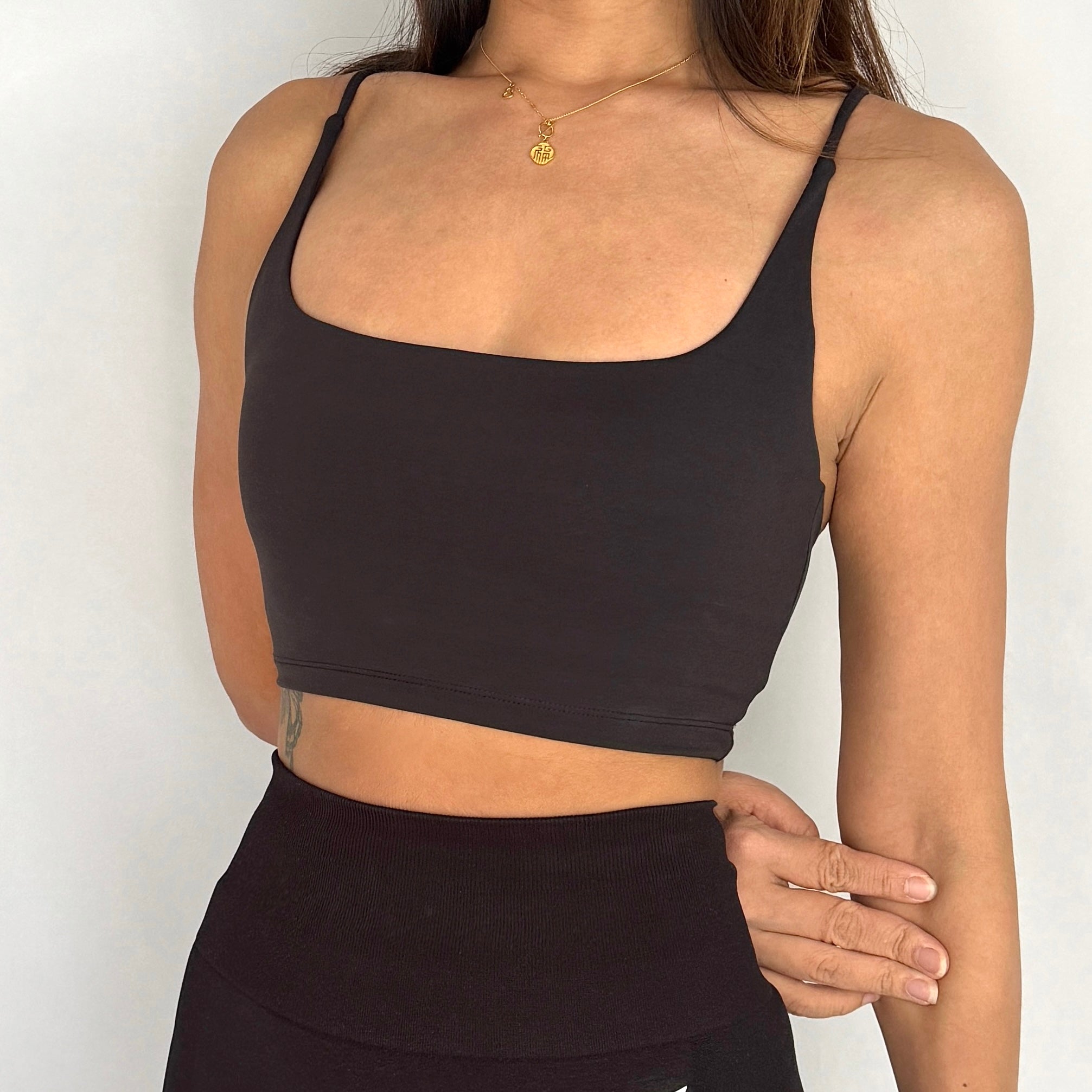 EaseMode Essence Crop Sports Bra in Black